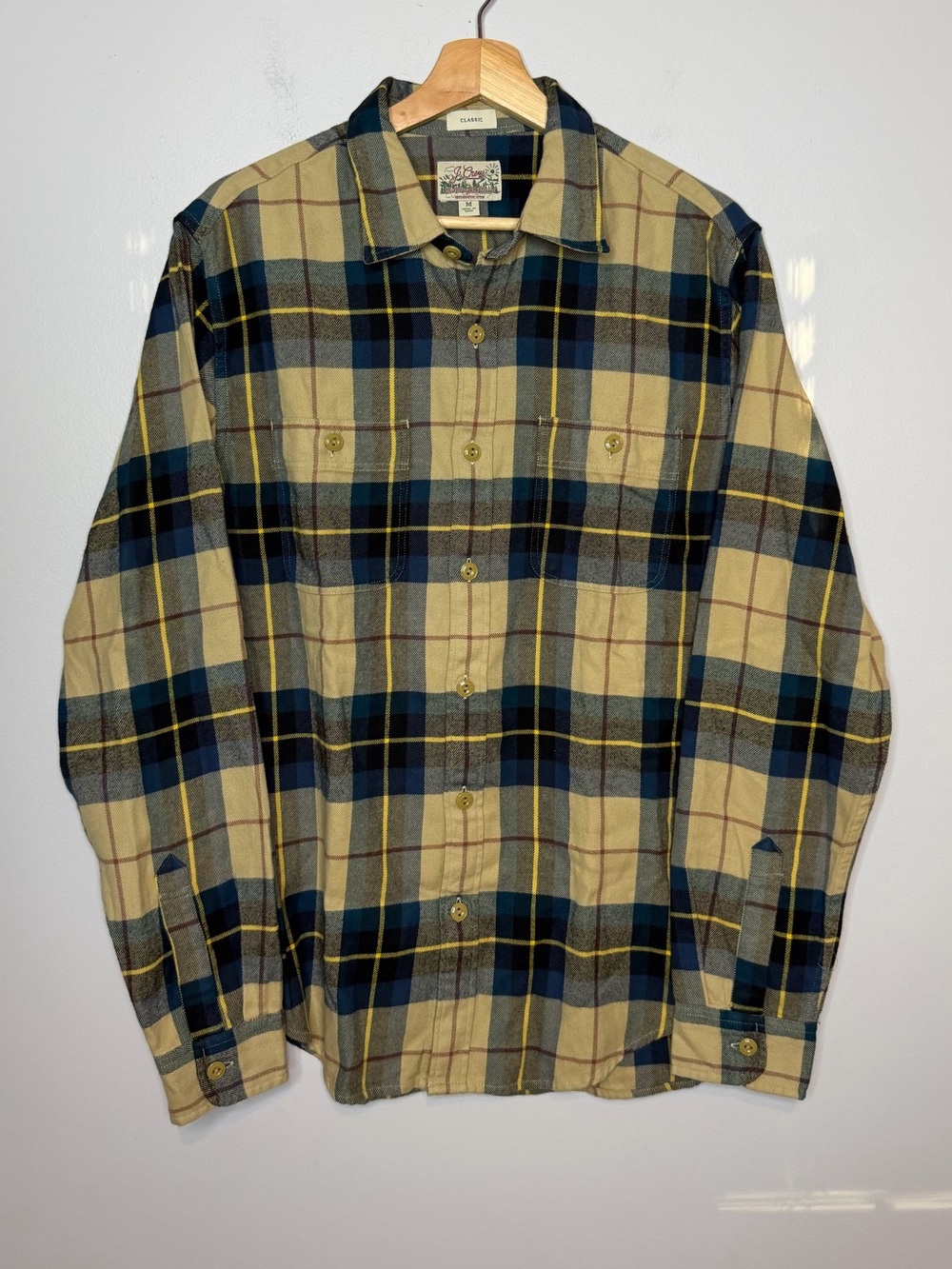J.Crew Classic Mid Weight Flannel Regenerative Cotton Shirt Men’s Medium